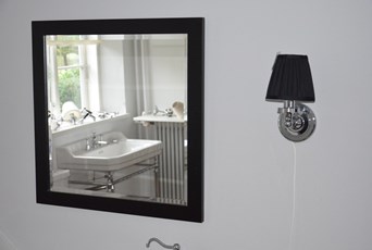 Facetslebet spejl 64x64 cm. normalpris 3495,00 NU 2097,00