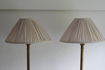 bronze lamper 55 cm høj Ø 30 cm skærm. normalpris 1499,00 NU 799,00 stk.
